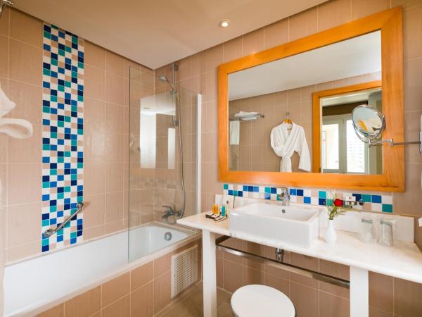 Sousse Palace Hotel & Spa : photo 2 de la chambre chambre simple avec balcon - vue sur ville