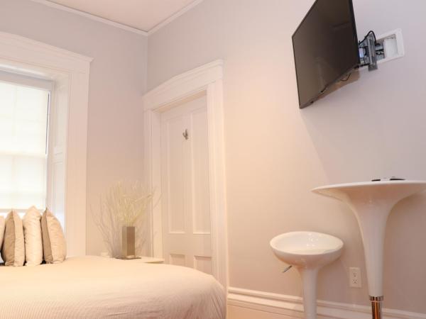 Charming & Stylish Studio on Beacon Hill #11 : photo 2 de la chambre studio