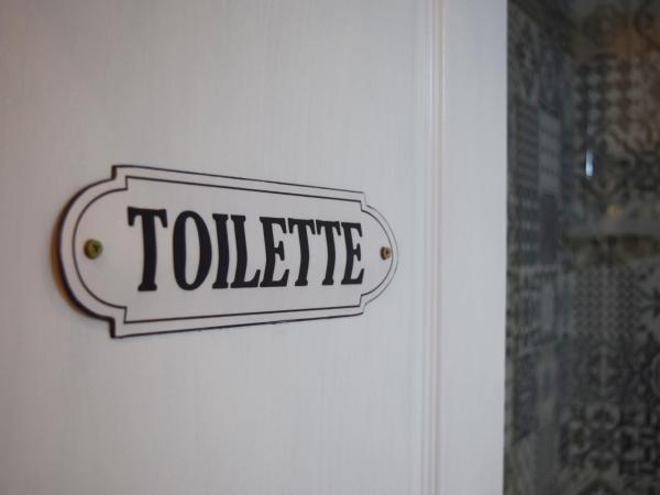 La Casa de Lola BA : photo 3 de la chambre chambre simple avec salle de bains commune