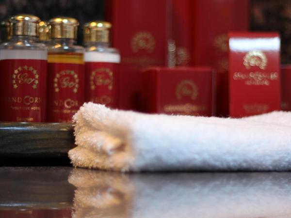 Grand Corner Boutique Hotel : photo 3 de la chambre chambre familiale (chambres communicantes)