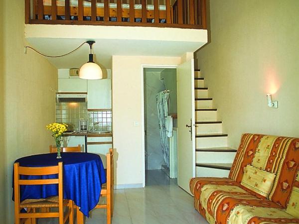 Hôtel Lou Paouvadou : photo 1 de la chambre chambre triple avec terrasse