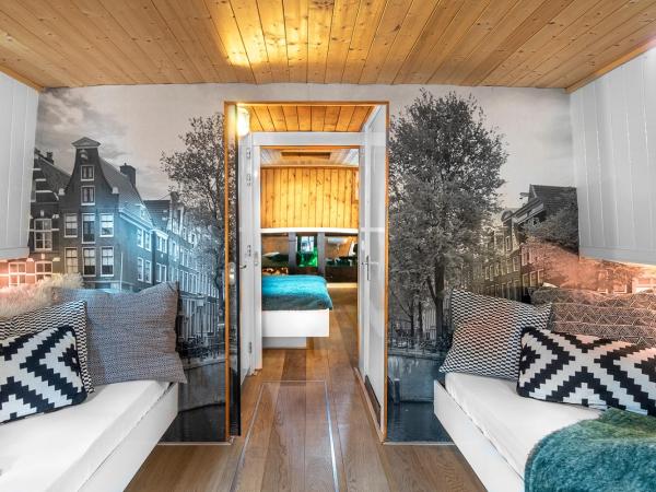 Asile Flottant : photo 7 de la chambre appartement 2 chambres avec douche 