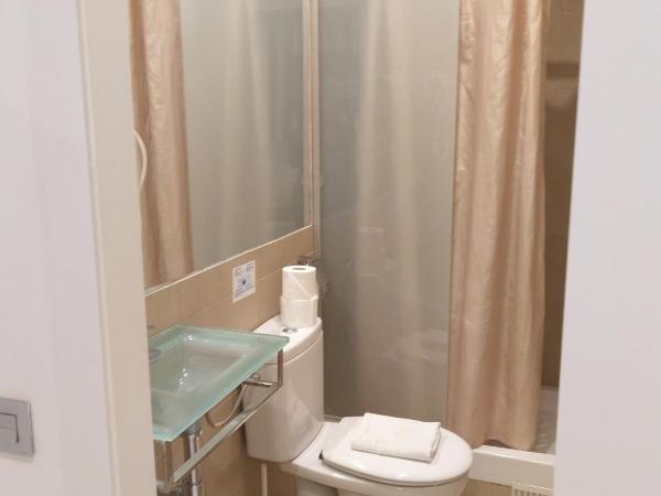 Hostal Mendoza : photo 2 de la chambre chambre double standard