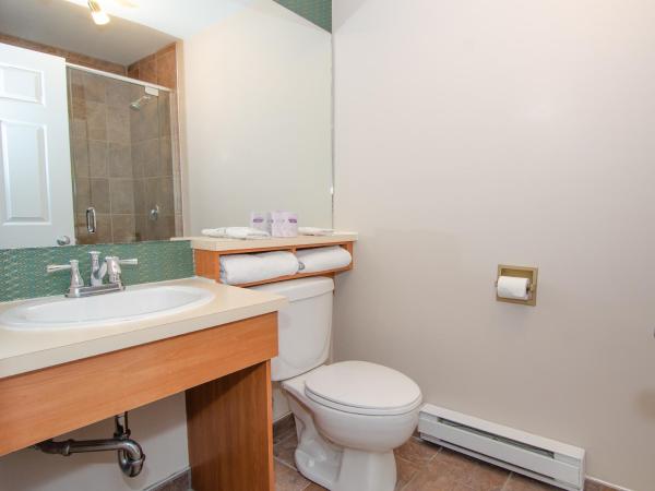 Maison Cartier Montreal : photo 2 de la chambre chambre lit queen-size avec baignoire spa