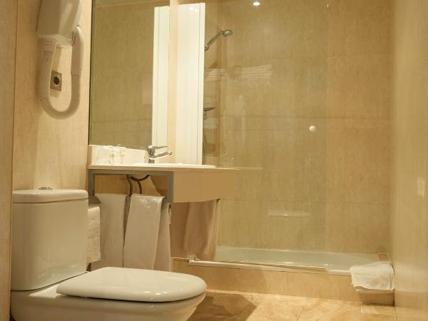 Ramon Berenguer IV : photo 6 de la chambre chambre quadruple