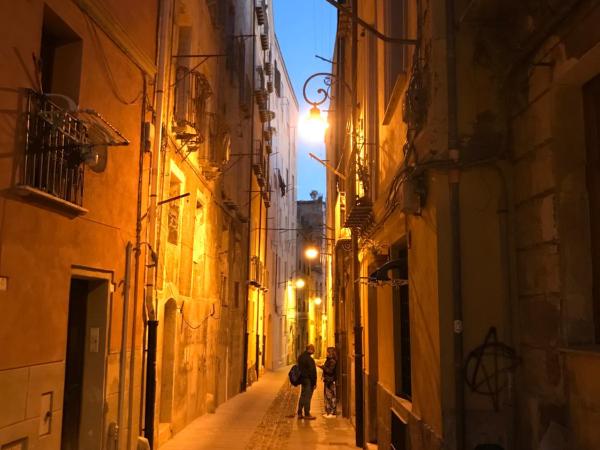 L'Antica Torre Caralis Holiday : photo 8 de la chambre grande chambre double ou lits jumeaux