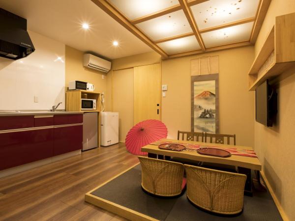 Guesthouse Raku : photo 6 de la chambre chambre familiale standard