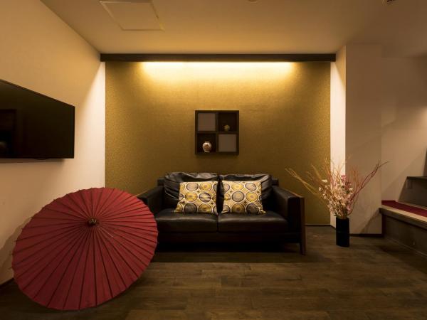 Guesthouse Raku : photo 1 de la chambre chambre familiale standard