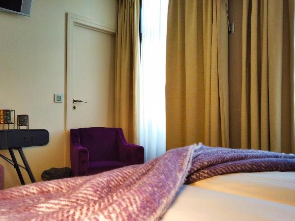 Hotel Bliss : photo 6 de la chambre chambre lits jumeaux