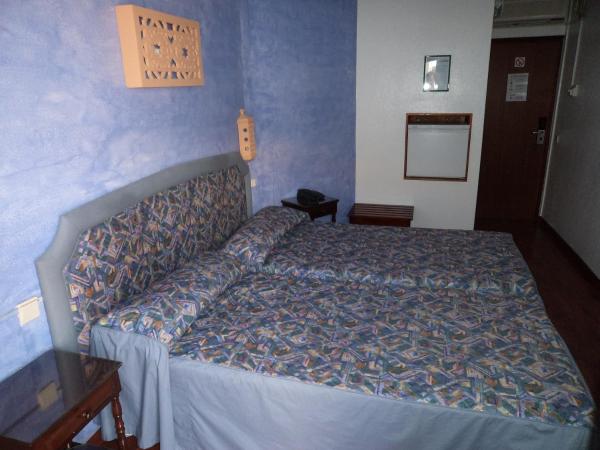 VilaBranca : photo 8 de la chambre chambre lits jumeaux avec balcon - vue de face