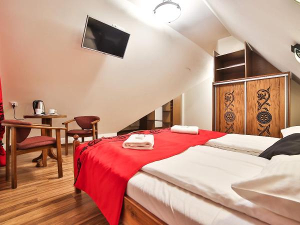 Grand Podhale Resort&Spa- Jacuzzi - Sauna fińska i Łaźnia parowa - Widok na Tatry : photo 1 de la chambre chambre double - vue sur montagne