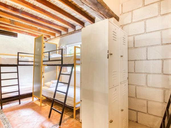 Selina Puerto Escondido : photo 3 de la chambre lit dans dortoir mixte de 6 lits