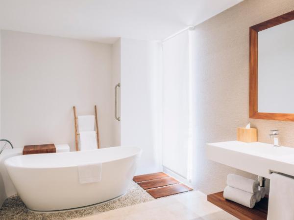 Iberostar Selection Coral Cancún : photo 7 de la chambre suite junior d'angle côté océan (3 adultes)