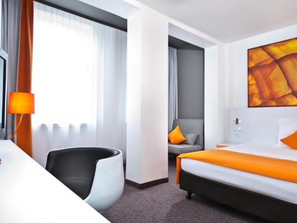 Wyndham Garden Duesseldorf City Centre Koenigsallee : photo 7 de la chambre chambre double ou lits jumeaux confort