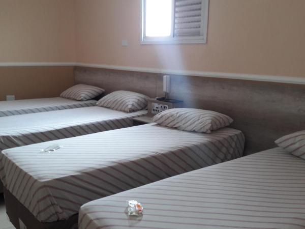 Hotel YES (Adult Only) : photo 1 de la chambre chambre quadruple Économique