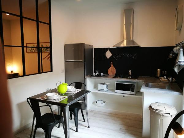 Amelia Apts & Rooms : photo 4 de la chambre studio