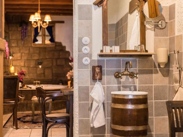 Koukos Rhodian Guesthouse - Adults Only : photo 3 de la chambre hébergement seferis