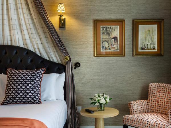 The First One Madrid Preciados : photo 4 de la chambre suite junior