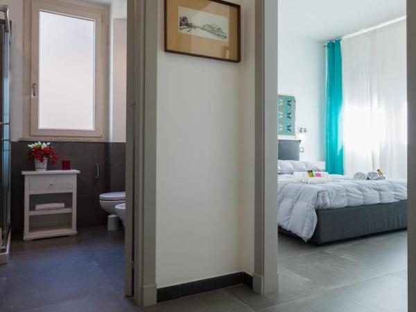 My Way - Rooms - Palazzo San Matteo : photo 8 de la chambre chambre double avec salle de bains privative