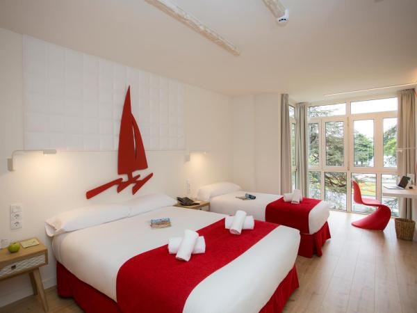 Casual de las Olas San Sebastián : photo 3 de la chambre chambre familiale