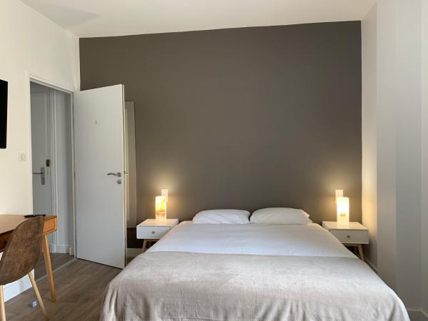 Brit Hôtel Confort Cléria Lorient Centre : photo 1 de la chambre studio