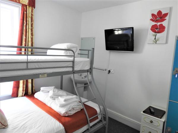 Backpackers Blackpool - Family Friendly Hotel : photo 2 de la chambre chambre double