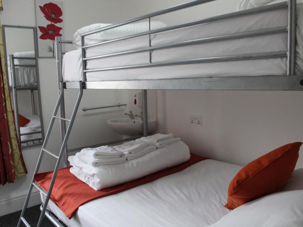 Backpackers Blackpool - Family Friendly Hotel : photo 6 de la chambre chambre double