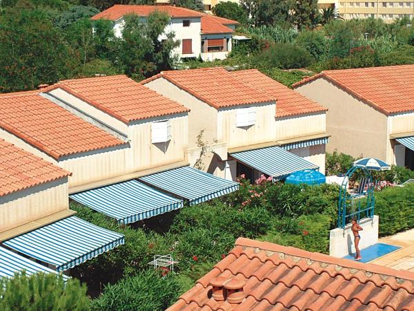 Lagrange Vacances Le Domaine d'Azur et Tahiti Park : photo 2 de la chambre maisonnette (6 adultes)