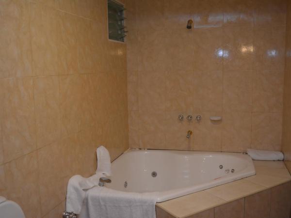 Hotel Isella : photo 3 de la chambre chambre quadruple