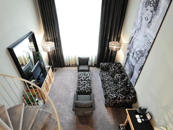 Stage47 : photo 8 de la chambre suite junior