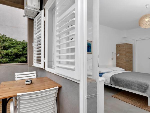 Apartments & Rooms Rica : photo 4 de la chambre studio avec balcon