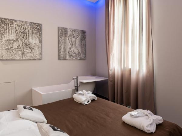 Le Camp Suite & Spa : photo 9 de la chambre suite lit king-size avec balcon