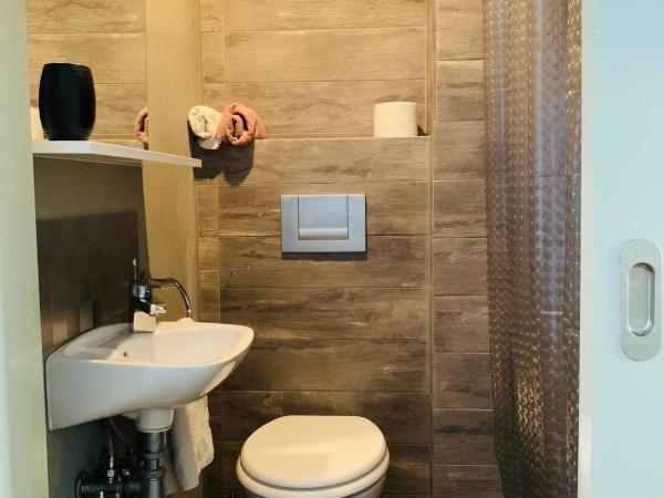 Sea breeze studio : photo 10 de la chambre chambre lit queen-size