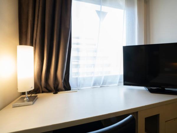 Hotel Binario Umeda : photo 2 de la chambre chambre double avec petit lit double - fumeurs