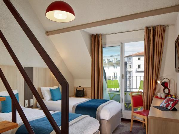 Hôtel Roissy : photo 1 de la chambre chambre quadruple confort