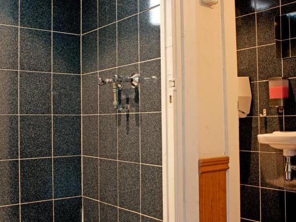 Hotel Torenzicht : photo 3 de la chambre chambre simple avec salle de bains commune