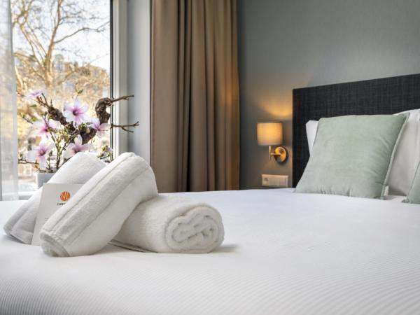 NL Hotel District Leidseplein : photo 1 de la chambre chambre double confort - vue sur canal