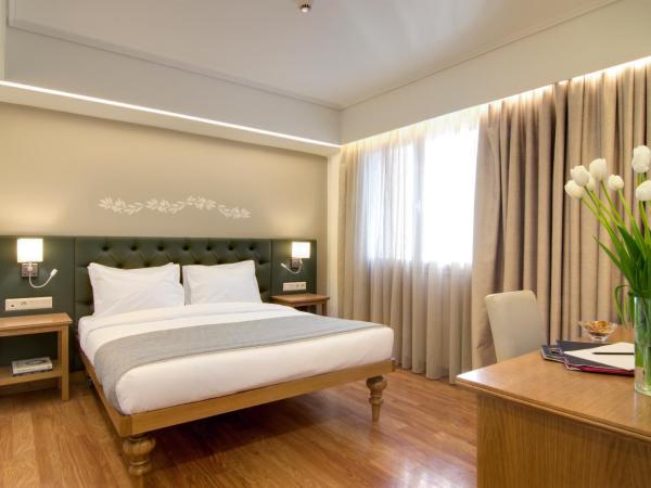 Titania Hotel : photo 1 de la chambre chambre double supérieure