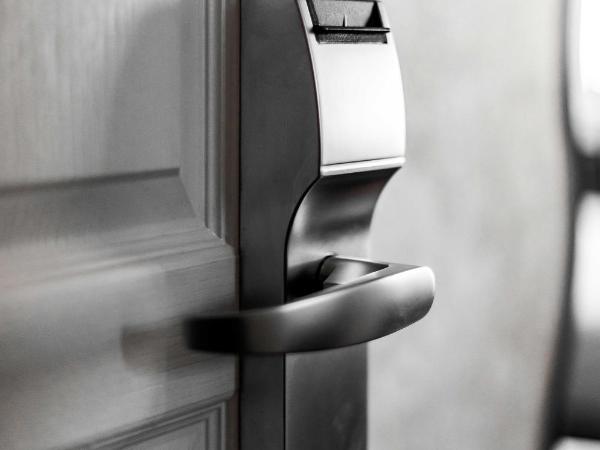 Hotel Belle Vue Royan : photo 8 de la chambre chambre double avec salle de bains privative