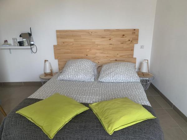 Hôtel U Passa Tempu : photo 5 de la chambre chambre double avec terrasse