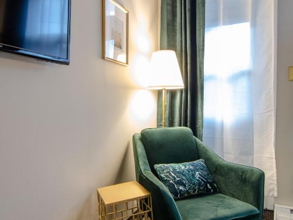 Maison Cartier Montreal : photo 6 de la chambre chambre double avec patio