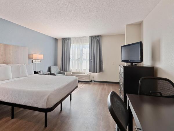 Extended Stay America Suites - Charlotte - Tyvola Rd : photo 8 de la chambre studio avec 1 lit queen-size - accessible aux personnes à mobilité réduite - non-fumeurs