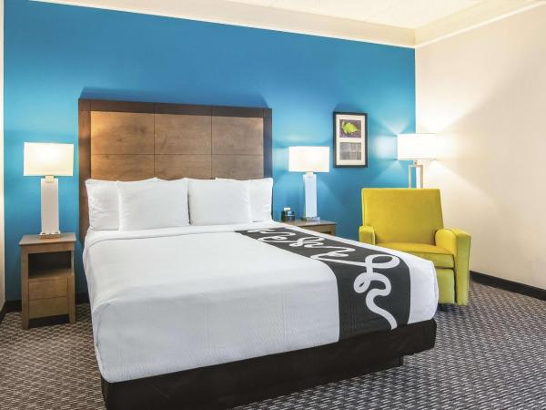 La Quinta by Wyndham Orlando UCF : photo 2 de la chambre chambre lit king-size deluxe