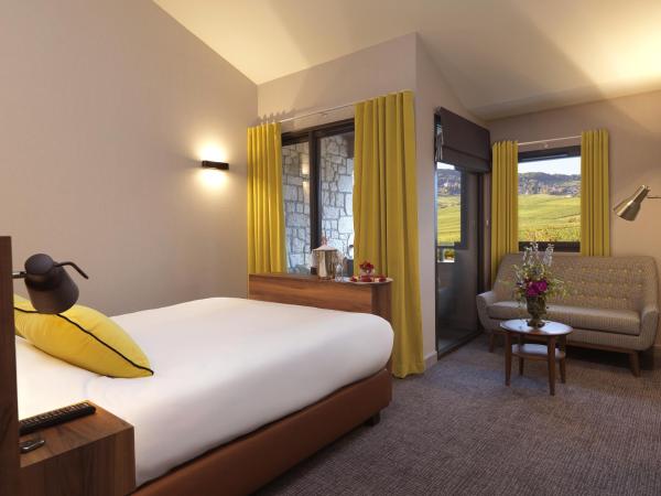Hôtel Restaurant Les Grains d'Argent Dizy - Epernay : photo 1 de la chambre suite junior