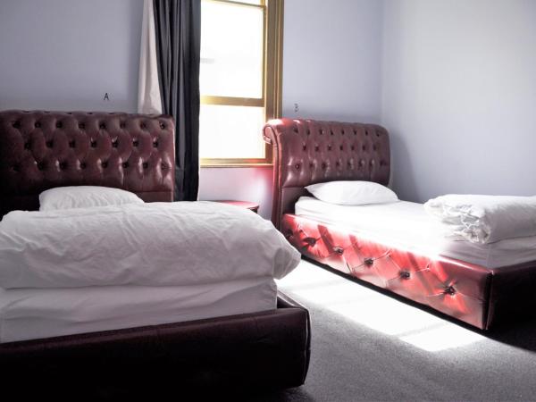 Backpackers Imperial Hotel : photo 4 de la chambre chambre lits jumeaux standard