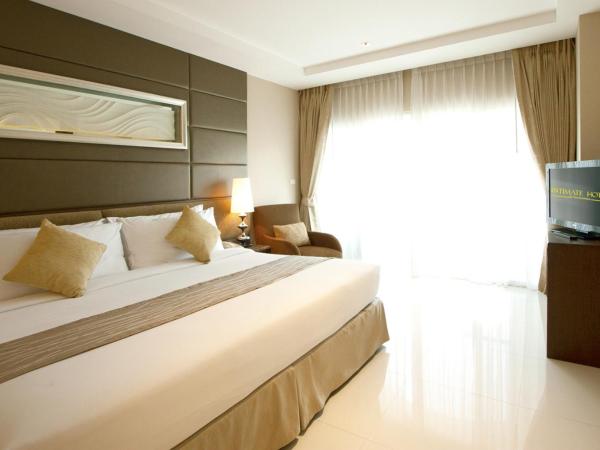 Intimate Hotel Pattaya - SHA Extra Plus : photo 1 de la chambre suite exclusive