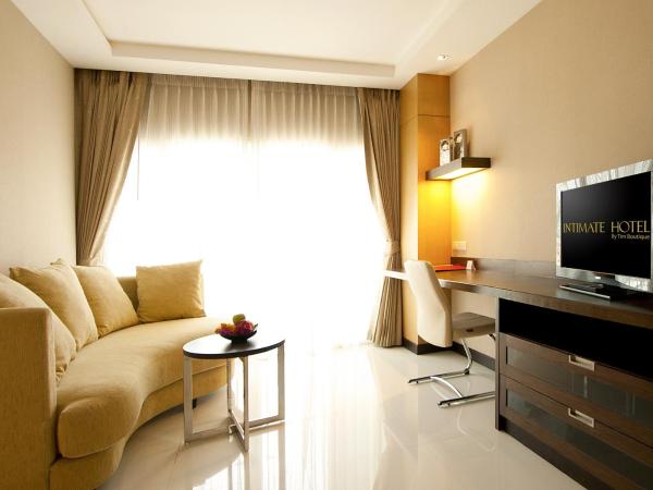 Intimate Hotel Pattaya - SHA Extra Plus : photo 2 de la chambre suite exclusive