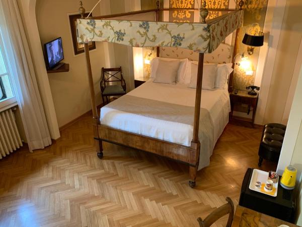 Hotel David : photo 7 de la chambre chambre double avec lit à baldaquin - rez-de-chaussée