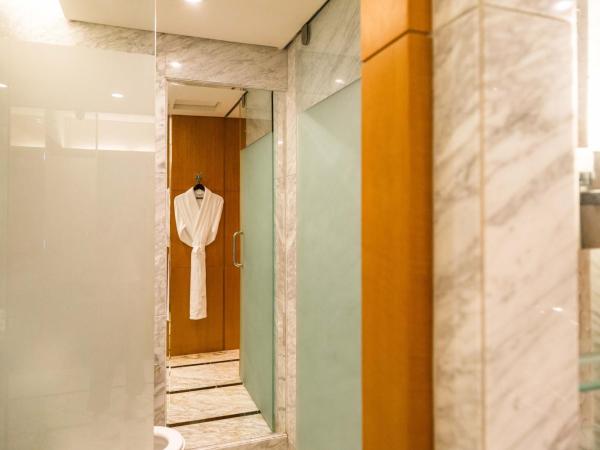 Hyatt Regency Dongguan : photo 7 de la chambre chambre lit king-size - accès au club