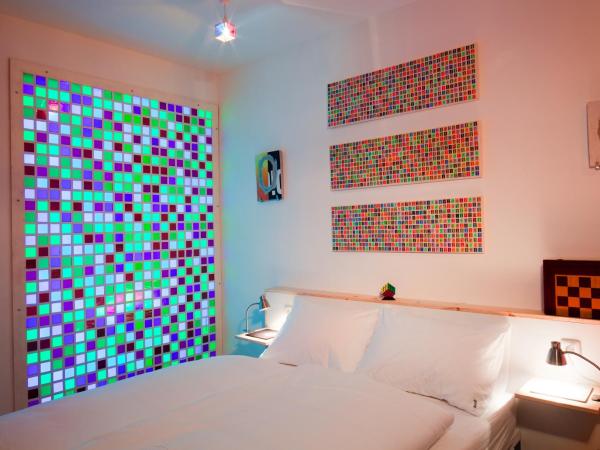 Hostel die Wohngemeinschaft : photo 6 de la chambre chambre double